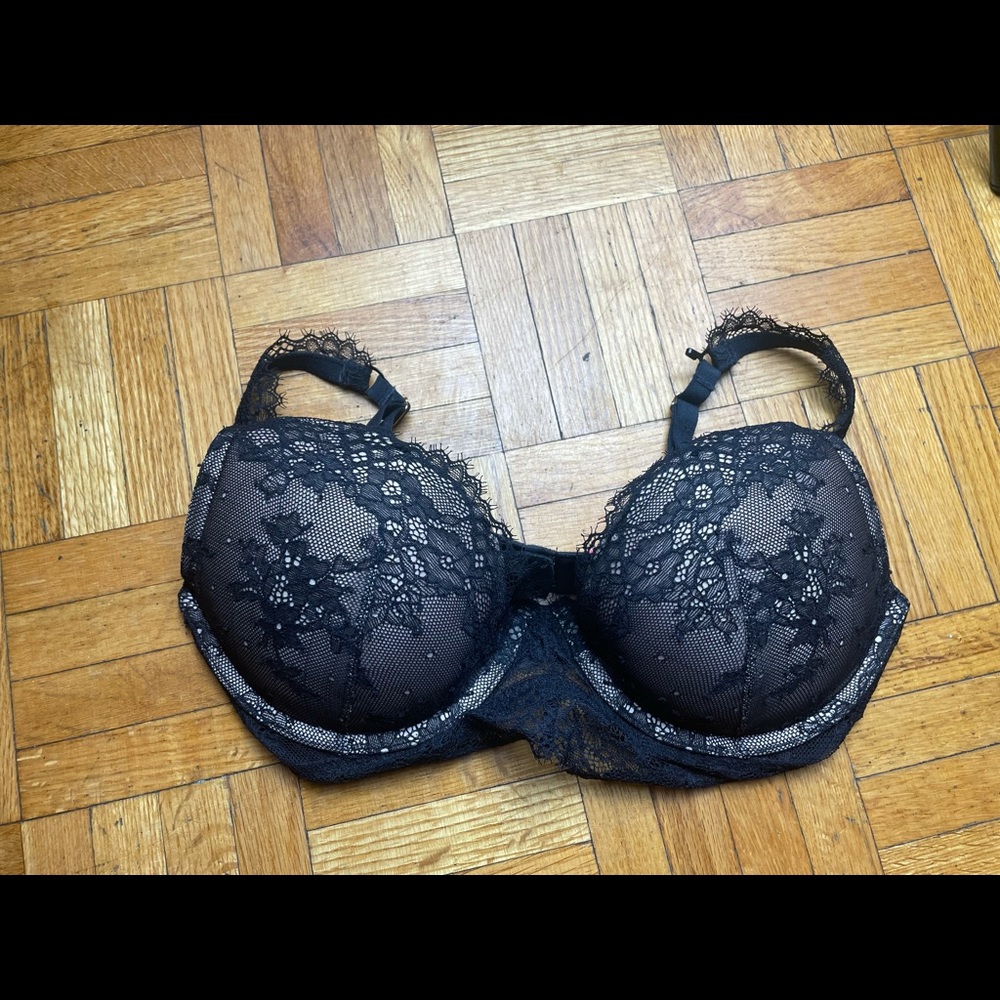 La Senza beyond sexy black/ nude lace push up bra